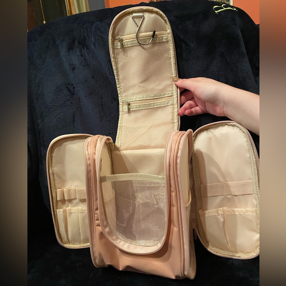 Amazon travel toiletry bag in baby pink
